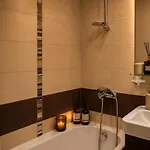 Romance Golden Line For Rent Apartmán